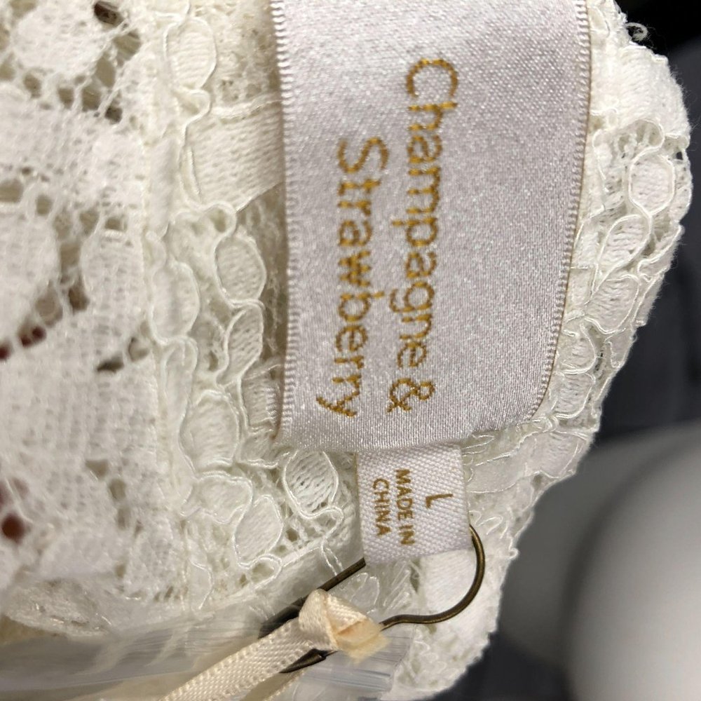 Champagne & Strawberry Cream Lace long sleeve mutt - Picture 9 of 13